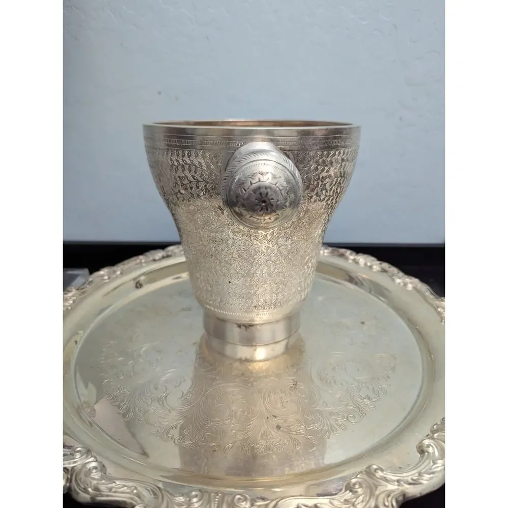 Silverplate Engraved Leaf Design Champagne Or Wine Ice bucket Knob Handles